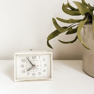 Vintage GE clock